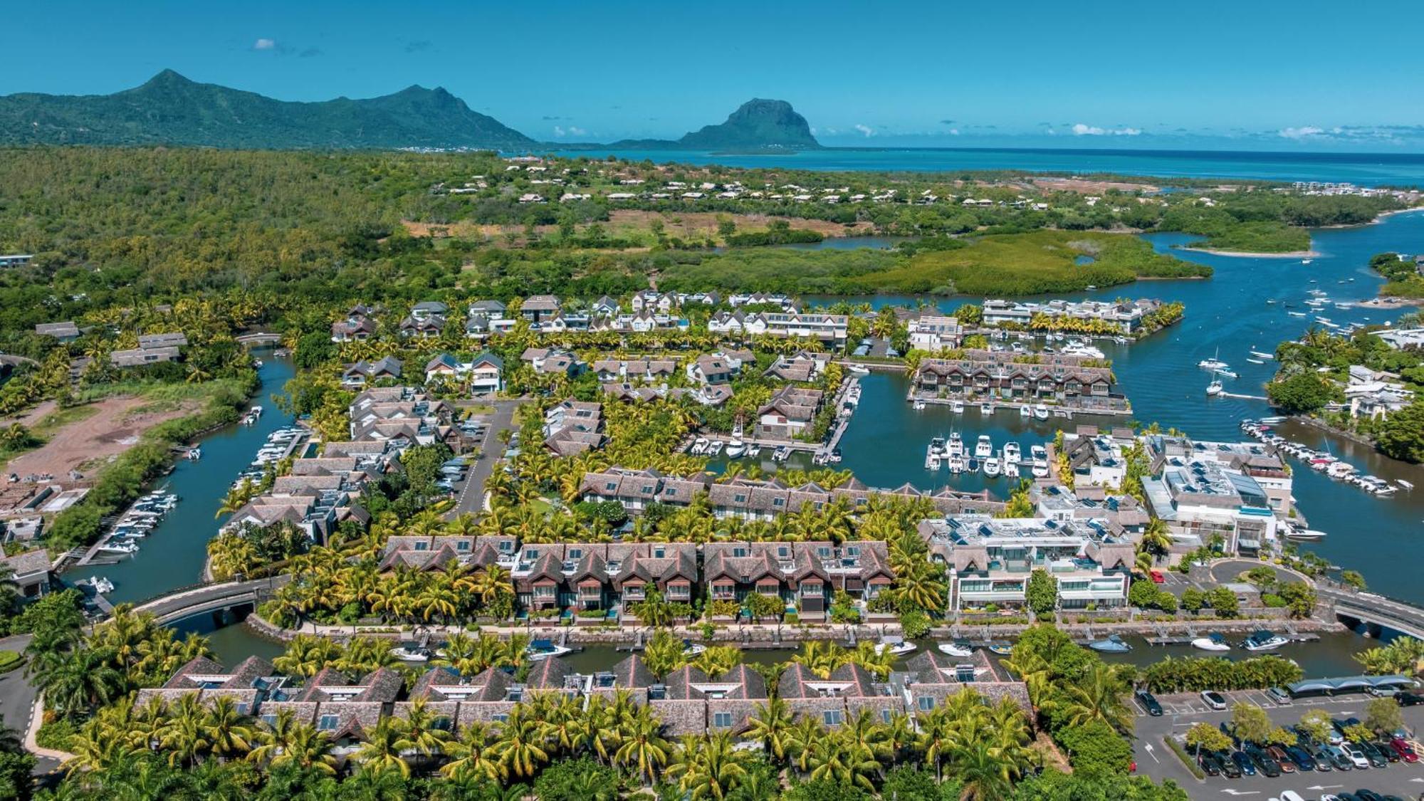 West Island By Horizon Holidays Riviere Noire Ngoại thất bức ảnh